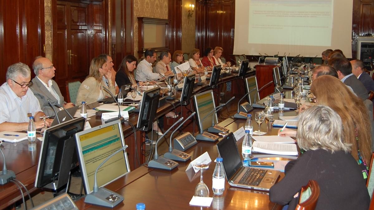 Imagen de una reunión del Comité Científico de la AESAN.