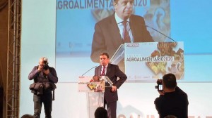 El ministro Luis Planas, durante la presentación del Anuario Agroalimentario 2020 del Diario de Córdoba. (Imagen: MAPA)